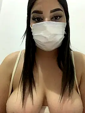 Snapshot of Miss-Soka chatting on November 29, 2025, 12:44 am Miss-Soka online show from November 29, 2025, 12:44 am