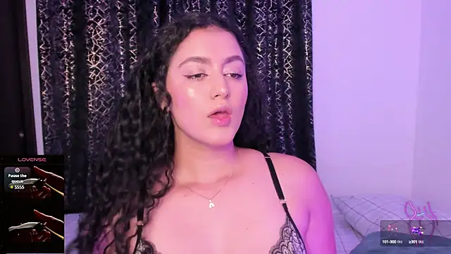 Snapshot of Adhara-zanne chatting on March 5, 2025, 1:42 am Adhara-zanne online show from March 5, 2025, 1:42 am