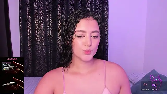 Snapshot of Adhara-zanne chatting on March 12, 2025, 2:09 am Adhara-zanne online show from March 12, 2025, 2:09 am