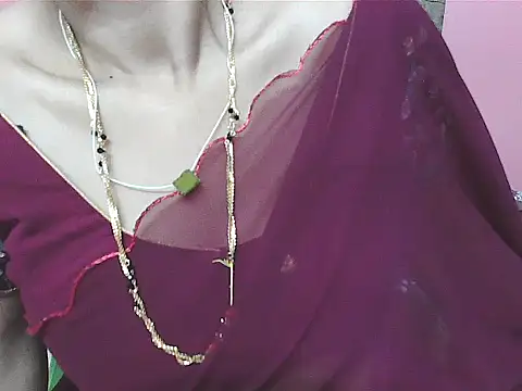 Snapshot of sunitha-3 chatting on October 23, 2025, 7:56 pm sunitha-3 online show from October 23, 2025, 7:56 pm