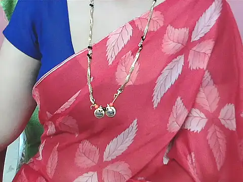 Snapshot of sunitha-3 chatting on November 4, 2025, 6:01 pm sunitha-3 online show from November 4, 2025, 6:01 pm