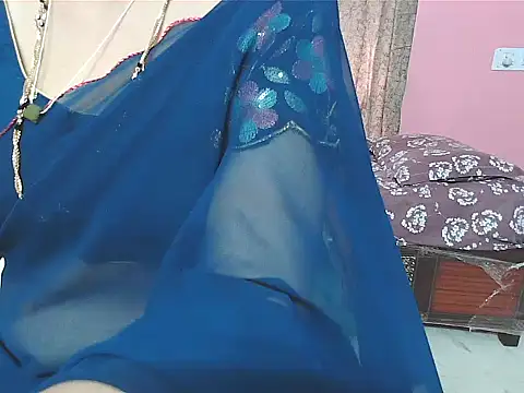 Snapshot of sunitha-3 chatting on October 26, 2025, 6:03 am sunitha-3 online show from October 26, 2025, 6:03 am