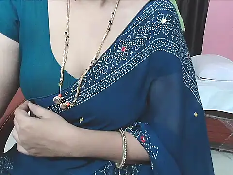 Snapshot of sunitha-3 chatting on November 26, 2025, 1:55 pm sunitha-3 online show from November 26, 2025, 1:55 pm