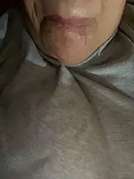 Snapshot of Samarr_9and chatting on December 29, 2024, 9:20 pm Samarr 9and online show from December 29, 2024, 9:20 pm