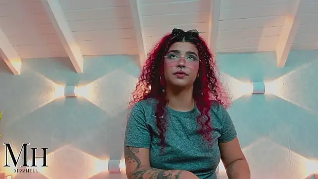 Snapshot of MizzHell chatting on February 28, 2026, 3:50 am MizzHell online show from February 28, 2026, 3:50 am