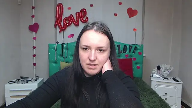 IsabelBlackberry online show from February 27, 2025, 3:15 pm