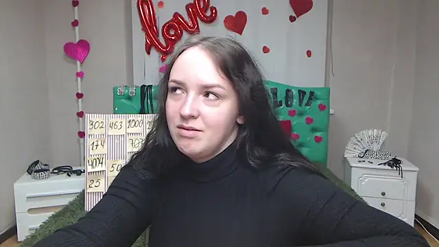 IsabelBlackberry online show from October 5, 2025, 5:09 am