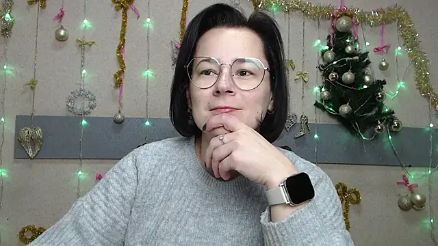 Snapshot of MarieSho chatting on December 17, 2025, 6:02 pm MarieSho online show from December 17, 2025, 6:02 pm