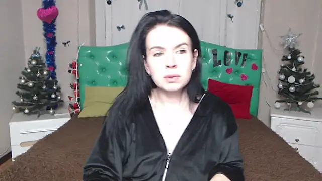 Snapshot of JasmineKouch chatting on January 13, 2026, 6:23 pm JasmineKouch online show from January 13, 2026, 6:23 pm