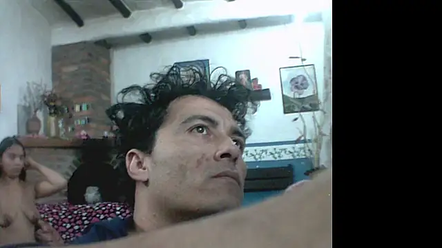 parejachild online show from June 23, 2026, 1:47 am