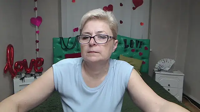 EmiliaGree online show from November 26, 2025, 6:08 pm