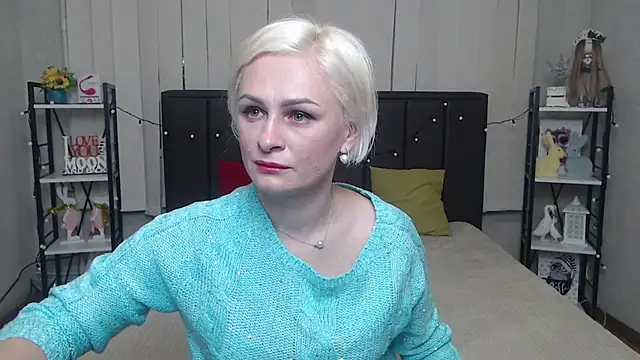 OliviaHorst online show from October 16, 2025, 5:27 am