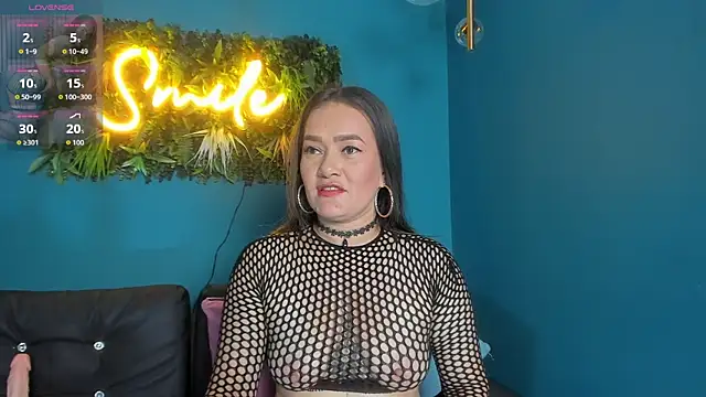 celestelewis online show from December 4, 2025, 7:46 pm