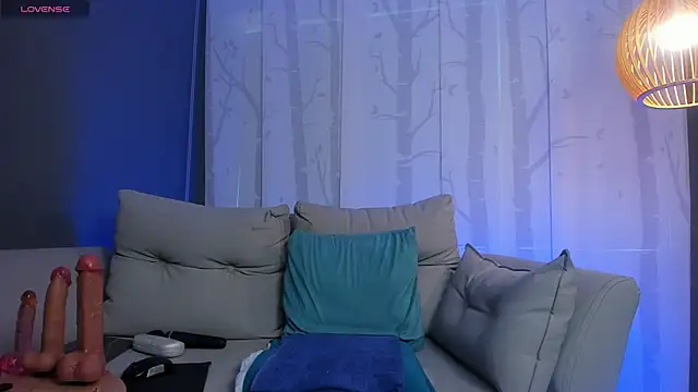 Snapshot of celestelewis chatting on March 13, 2025, 7:39 pm celestelewis online show from March 13, 2025, 7:39 pm