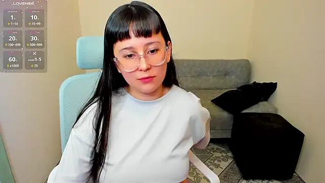 Sofiskies online show from February 18, 2026, 2:42 am