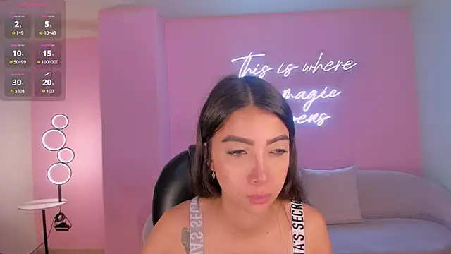 Snapshot of ValeriaVelvet chatting on April 8, 2026, 12:06 pm ValeriaVelvet online show from April 8, 2026, 12:06 pm