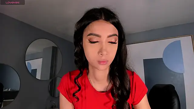 ValeriaVelvet online show from May 14, 2026, 12:02 pm