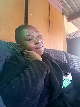 Snapshot of Thickchocolatex2 chatting on April 20, 2026, 9:34 am Thickchocolatex2 online show from April 20, 2026, 9:34 am