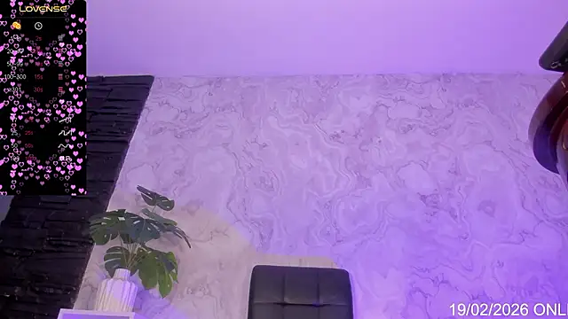 Snapshot of Karla-Ebony chatting on February 19, 2026, 8:39 pm Karla-Ebony online show from February 19, 2026, 8:39 pm