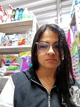 Snapshot of Linda_Lars chatting on December 4, 2025, 1:59 am Linda Lars online show from December 4, 2025, 1:59 am