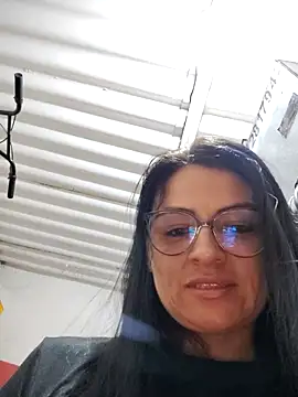 Linda Lars online show from April 14, 2026, 2:49 am