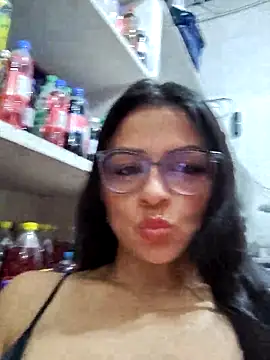 Snapshot of Linda_Lars chatting on March 2, 2026, 2:34 am Linda Lars online show from March 2, 2026, 2:34 am