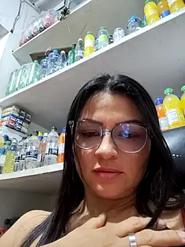 Snapshot of Linda_Lars chatting on February 12, 2026, 2:11 am Linda Lars online show from February 12, 2026, 2:11 am