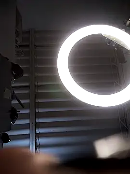 Snapshot of Linda_Lars chatting on October 24, 2025, 3:16 am Linda Lars online show from October 24, 2025, 3:16 am