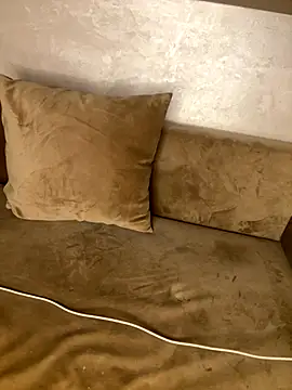 Snapshot of RachaCharmouta chatting on November 21, 2025, 9:36 pm RachaCharmouta online show from November 21, 2025, 9:36 pm