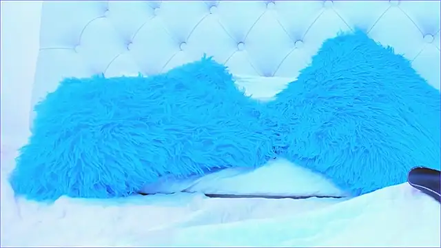 silvana  miller online show from March 4, 2025, 10:16 pm