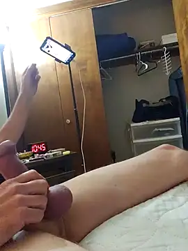 Snapshot of coolbrease10 chatting on November 30, 2025, 4:46 am coolbrease10 online show from November 30, 2025, 4:46 am