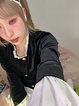 Snapshot of alice__1111 chatting on April 10, 2026, 10:44 am alice 1111 online show from April 10, 2026, 10:44 am
