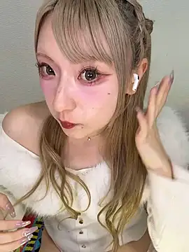 Snapshot of alice__1111 chatting on April 3, 2026, 1:06 pm alice 1111 online show from April 3, 2026, 1:06 pm