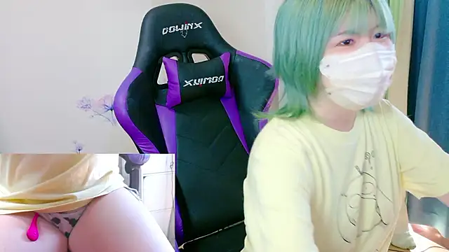 hazuki 8008 online show from September 26, 2025, 3:46 am