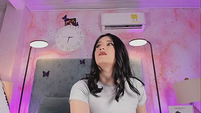 JESSI NAOMI online show from April 11, 2026, 4:09 am