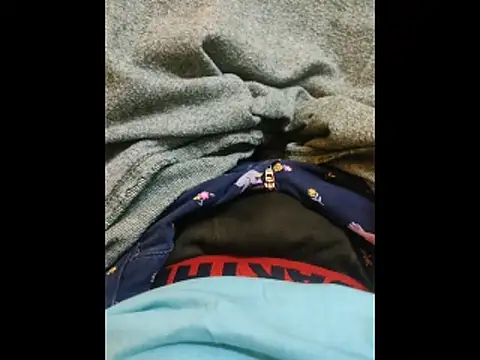 Snapshot of boy_BeardGallery chatting on November 11, 2025, 6:36 pm boy BeardGallery online show from November 11, 2025, 6:36 pm