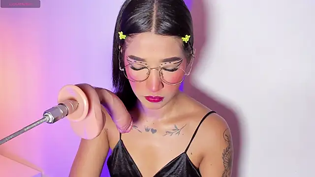 baby naughty1  online show from February 25, 2025, 5:08 pm