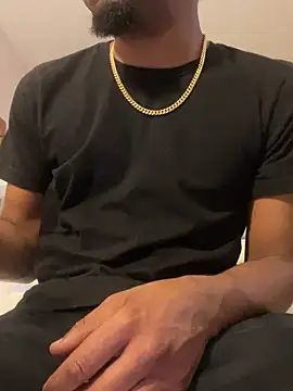 MobyDxck online show from December 29, 2024, 6:03 am