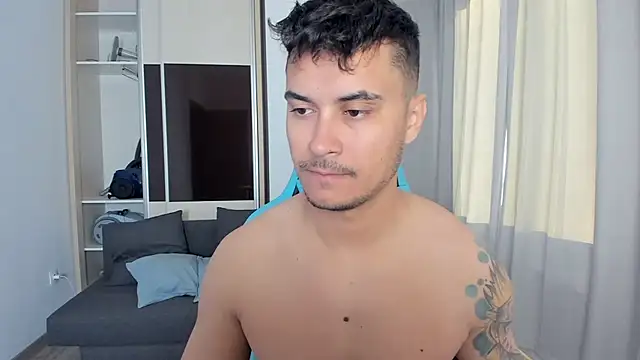 MatMalonne online show from September 22, 2025, 4:29 am