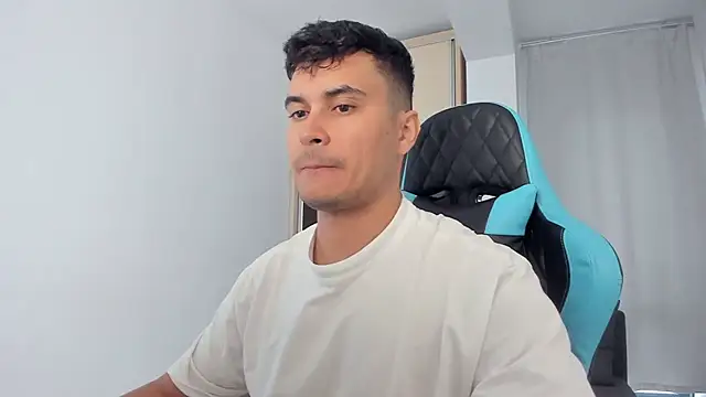 MatMalonne online show from October 6, 2025, 1:23 pm