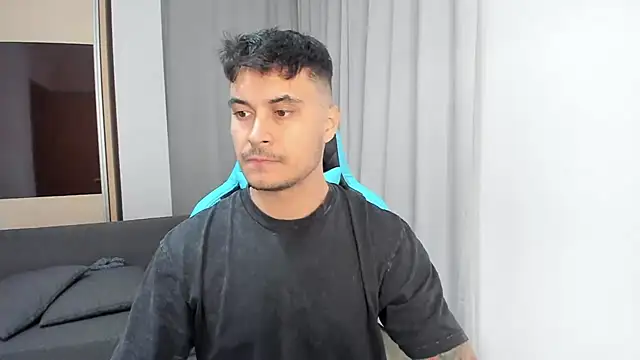 MatMalonne online show from October 25, 2025, 5:24 pm