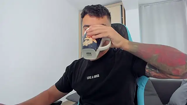 MatMalonne online show from September 18, 2025, 5:54 am