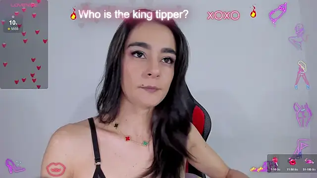 Snapshot of serafelle chatting on November 24, 2025, 10:54 pm serafelle online show from November 24, 2025, 10:54 pm