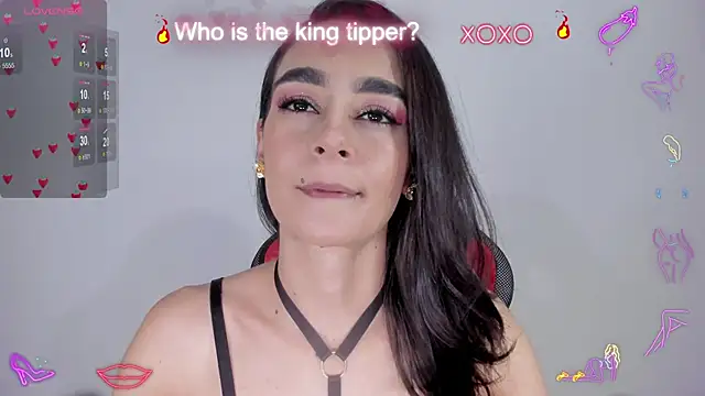 Snapshot of serafelle chatting on January 9, 2026, 11:22 pm serafelle online show from January 9, 2026, 11:22 pm