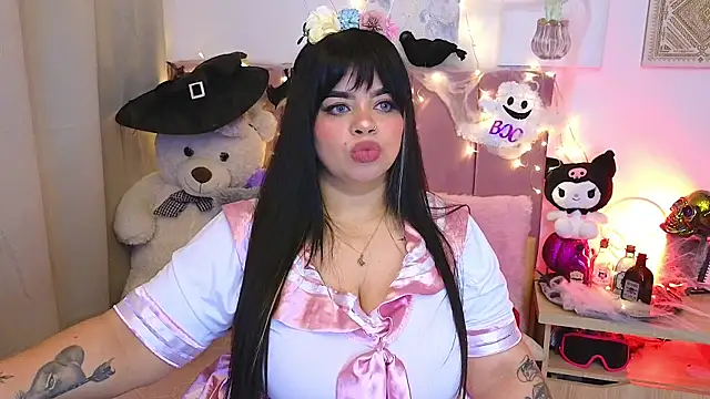 MiahJoness online show from October 23, 2025, 2:43 am