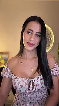 SarahhSmitth1 online show from May 15, 2026, 11:14 pm