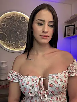 Snapshot of SarahhSmitth1 chatting on March 11, 2025, 1:26 am SarahhSmitth1 online show from March 11, 2025, 1:26 am