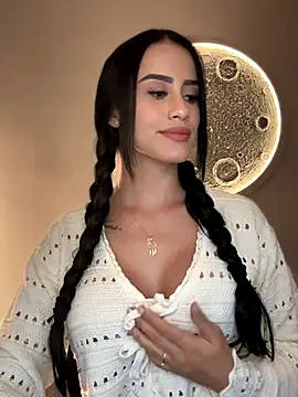 Snapshot of SarahhSmitth1 chatting on October 20, 2025, 8:42 pm SarahhSmitth1 online show from October 20, 2025, 8:42 pm