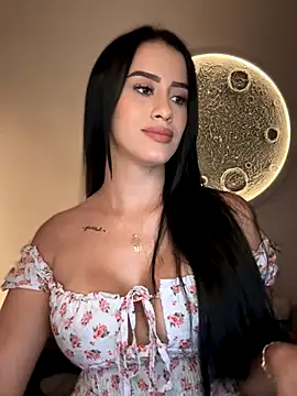 Snapshot of SarahhSmitth1 chatting on October 31, 2025, 10:16 pm SarahhSmitth1 online show from October 31, 2025, 10:16 pm