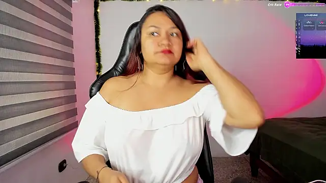 hollymollyxoxo online show from March 9, 2026, 8:45 pm